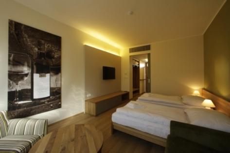 Hotel Madl Velke Bilovice Room photo