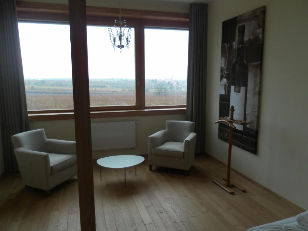 Hotel Madl Velke Bilovice Room photo